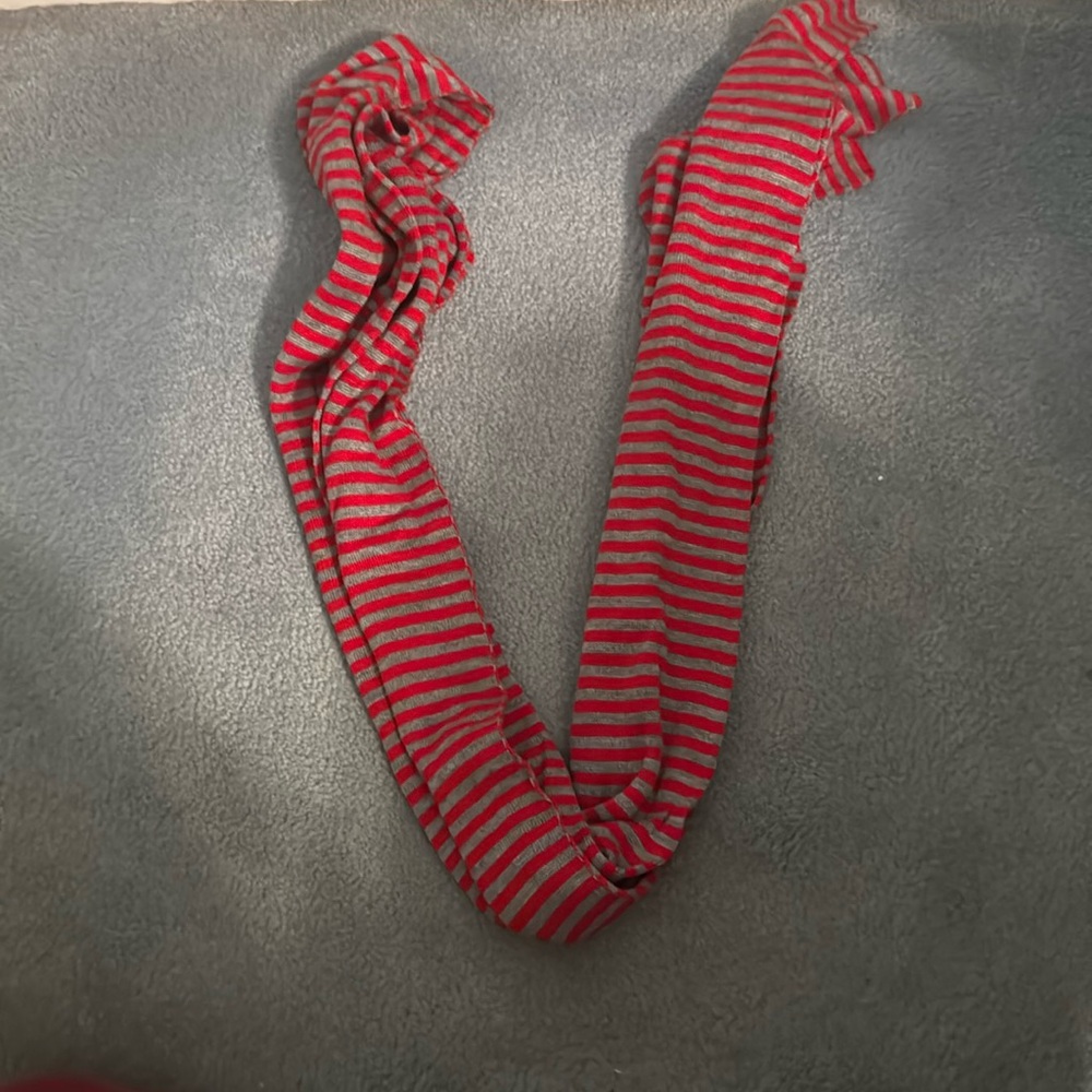 Cute Gap red & grey scarf. NWOT . Not a winter scarf.